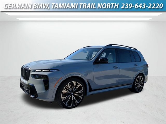 2025 BMW X7 M60i