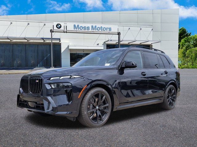 2025 BMW X7 M60i