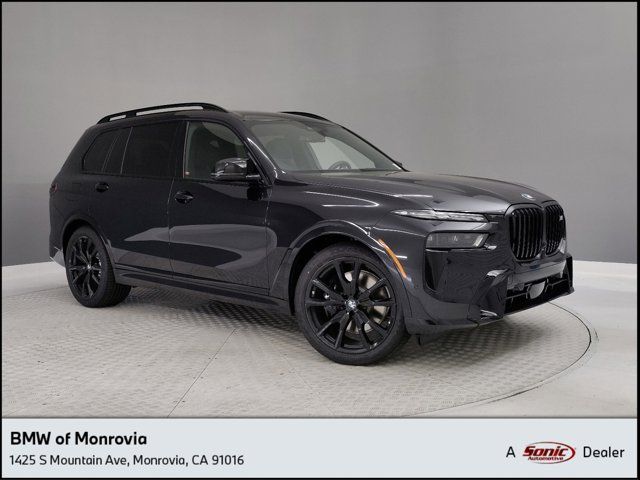 2025 BMW X7 M60i