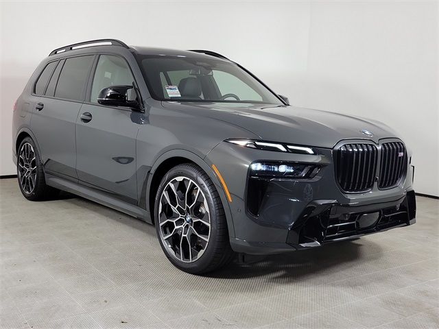 2025 BMW X7 M60i