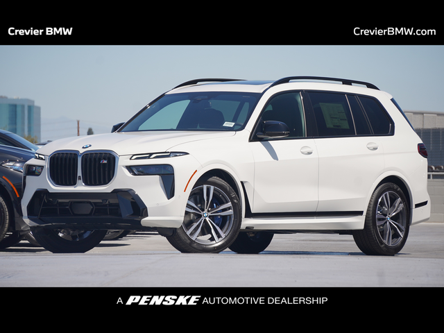 2025 BMW X7 M60i