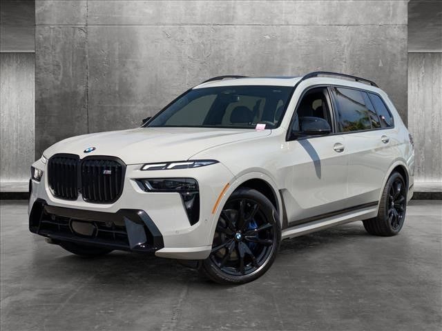 2025 BMW X7 M60i