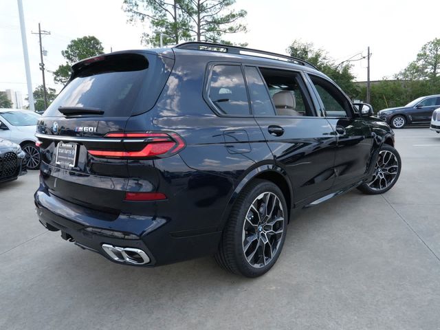 2025 BMW X7 M60i