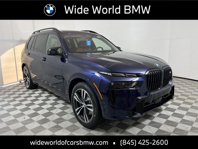 2025 BMW X7 M60i