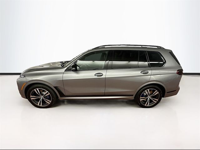 2025 BMW X7 M60i