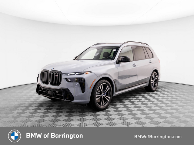 2025 BMW X7 M60i