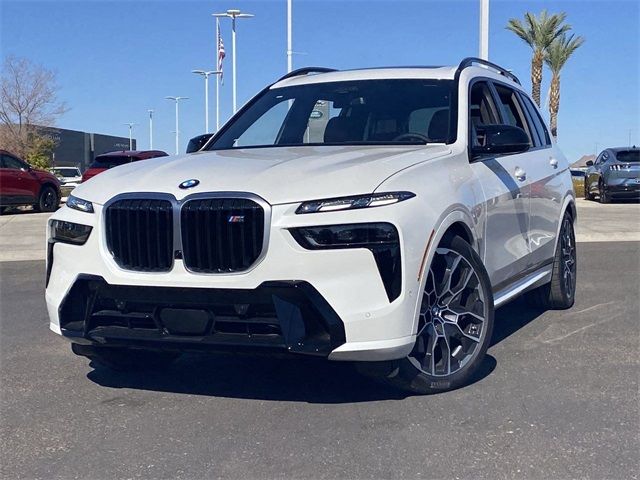 2025 BMW X7 M60i