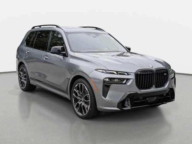 2025 BMW X7 M60i