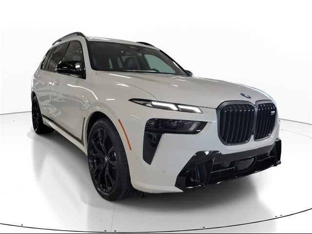 2025 BMW X7 M60i