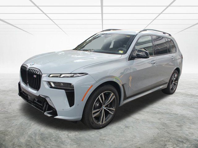 2025 BMW X7 M60i