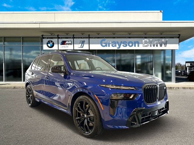 2025 BMW X7 M60i