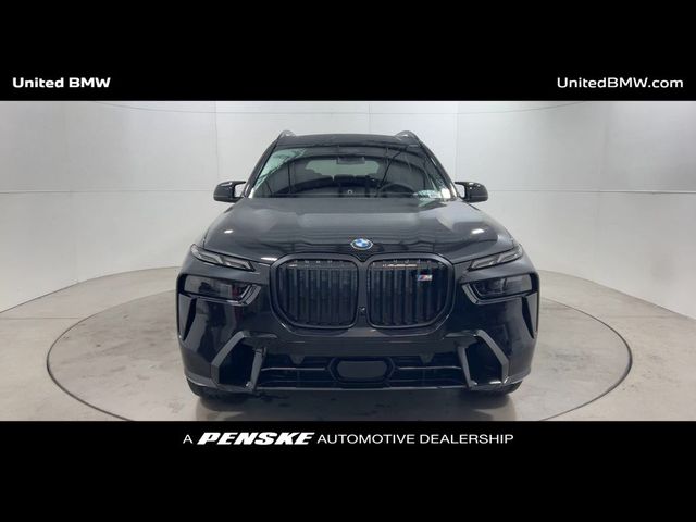 2025 BMW X7 M60i