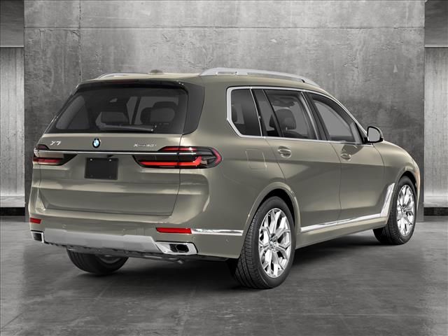 2025 BMW X7 M60i