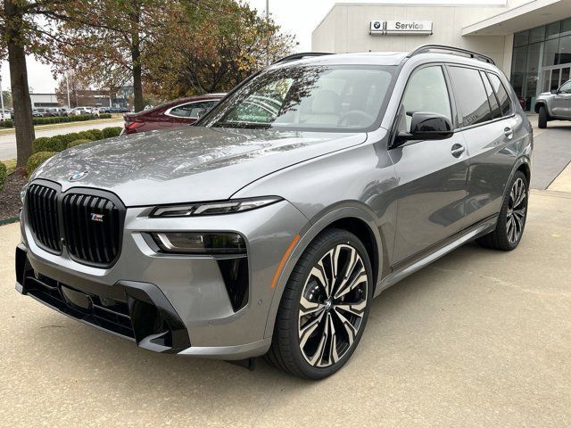 2025 BMW X7 M60i