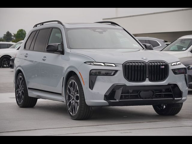 2025 BMW X7 M60i