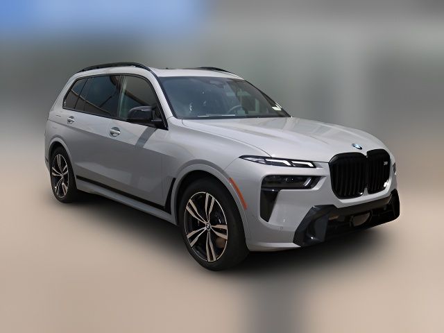 2025 BMW X7 M60i