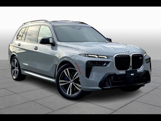 2025 BMW X7 M60i