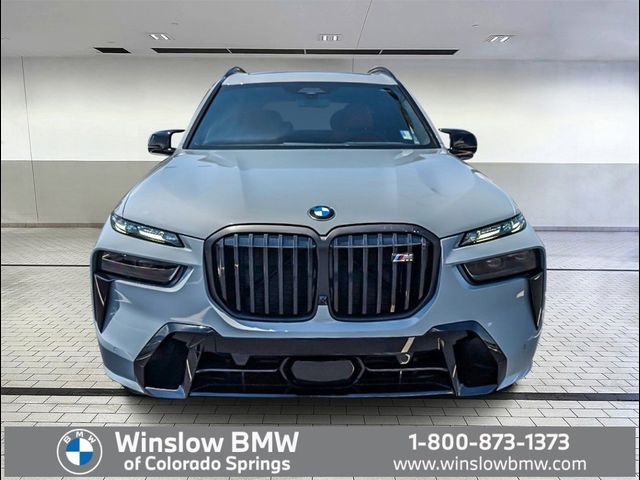 2025 BMW X7 M60i