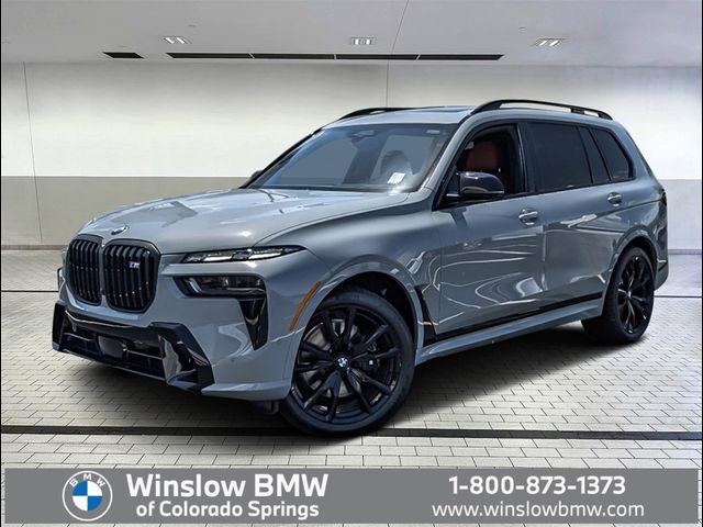 2025 BMW X7 M60i