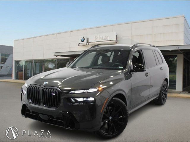 2025 BMW X7 M60i