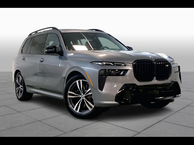 2025 BMW X7 M60i