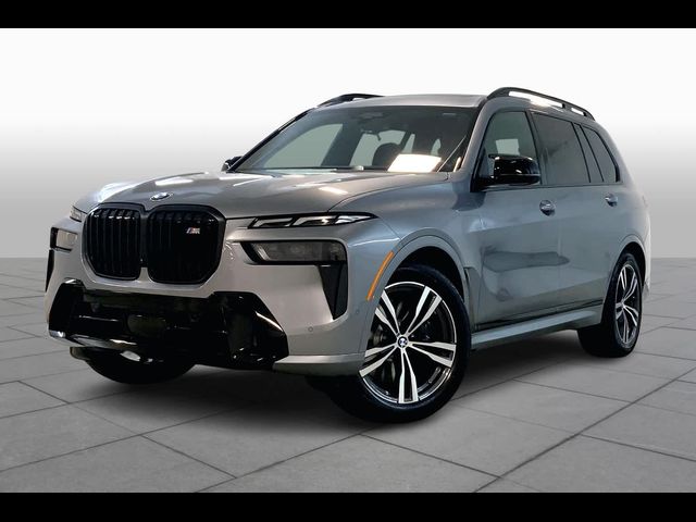 2025 BMW X7 M60i