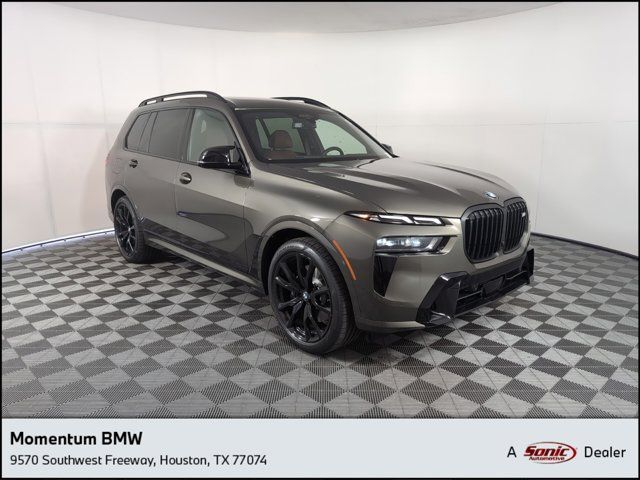 2025 BMW X7 M60i