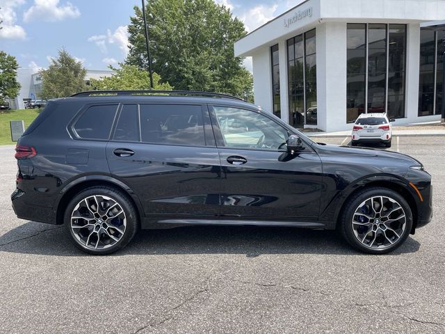 2025 BMW X7 M60i