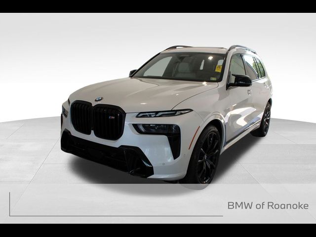 2025 BMW X7 M60i