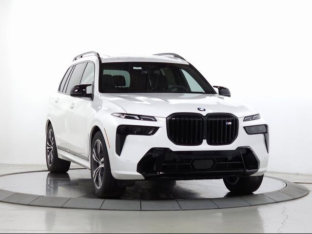 2025 BMW X7 M60i