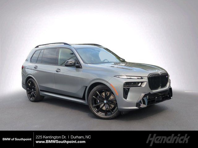 2025 BMW X7 M60i