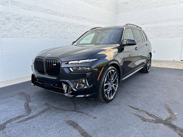 2025 BMW X7 M60i