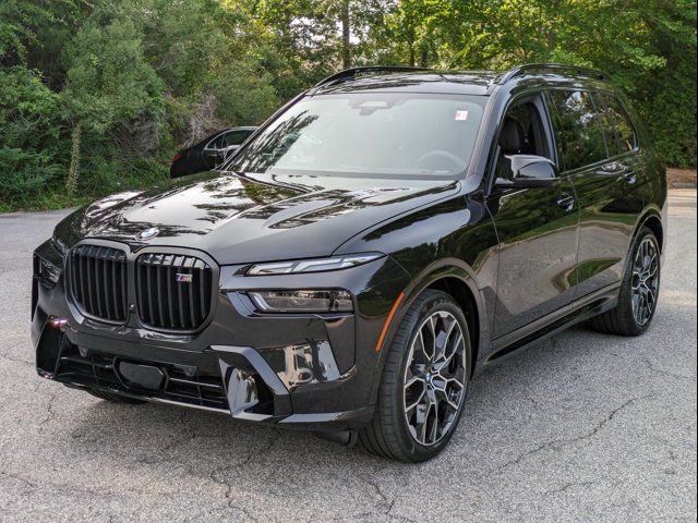 2025 BMW X7 M60i