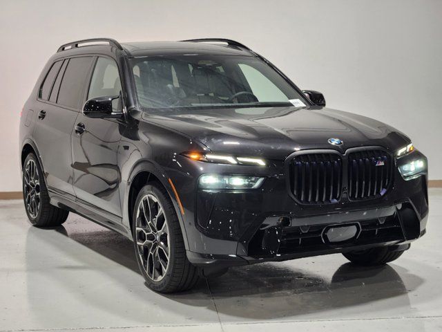 2025 BMW X7 M60i