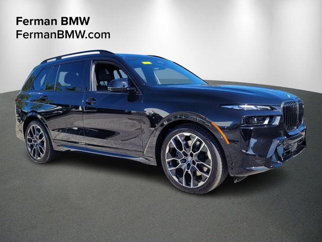 2025 BMW X7 M60i