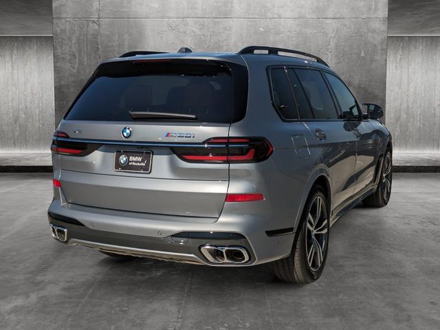 2025 BMW X7 M60i