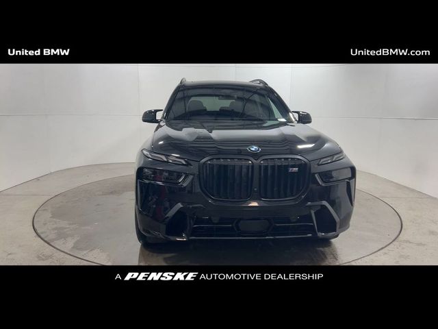 2025 BMW X7 M60i