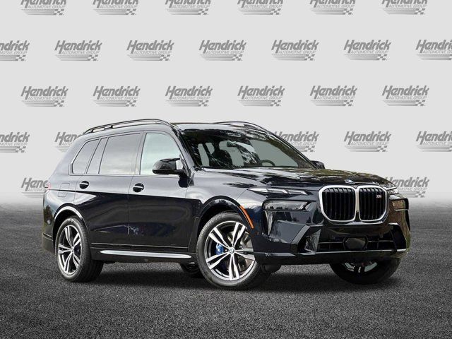 2025 BMW X7 M60i