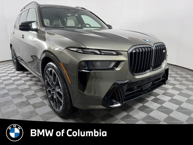 2025 BMW X7 M60i