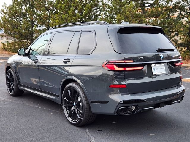 2025 BMW X7 M60i