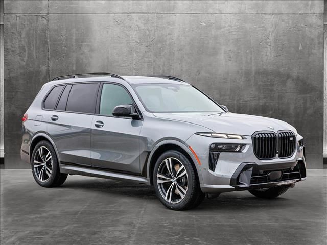 2025 BMW X7 M60i