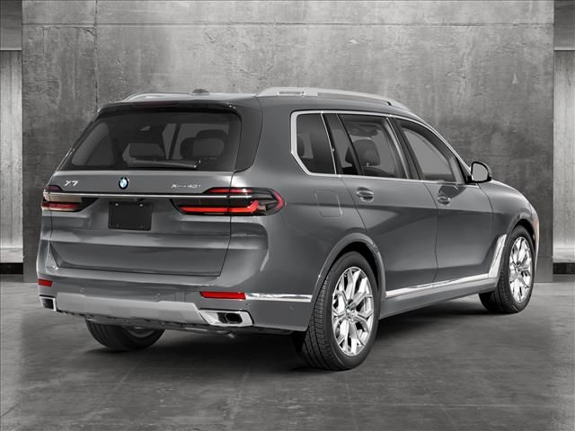 2025 BMW X7 M60i