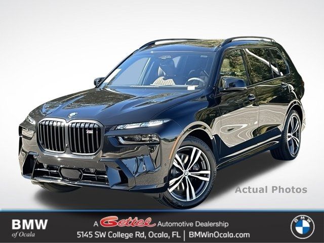 2025 BMW X7 M60i