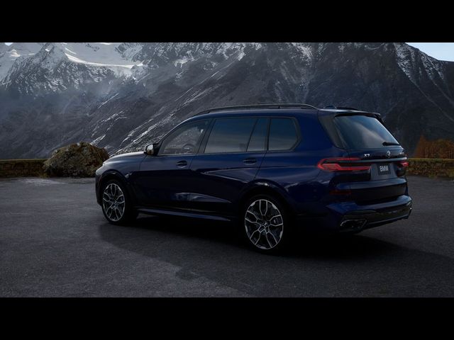 2025 BMW X7 M60i