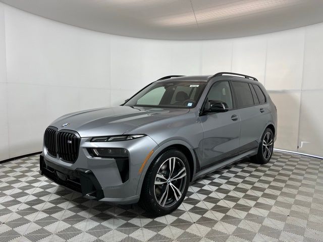 2025 BMW X7 M60i