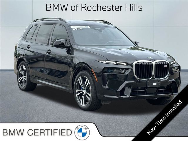 2025 BMW X7 M60i