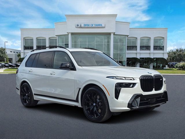 2025 BMW X7 M60i