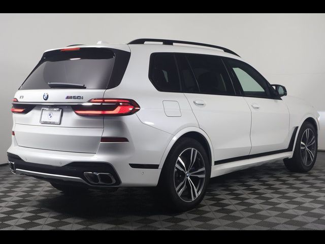 2025 BMW X7 M60i