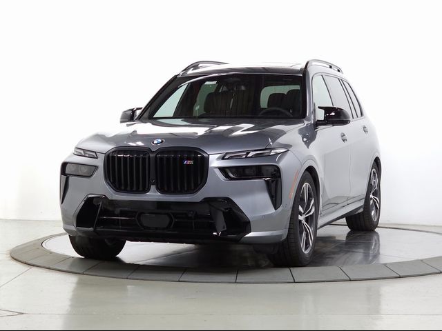 2025 BMW X7 M60i