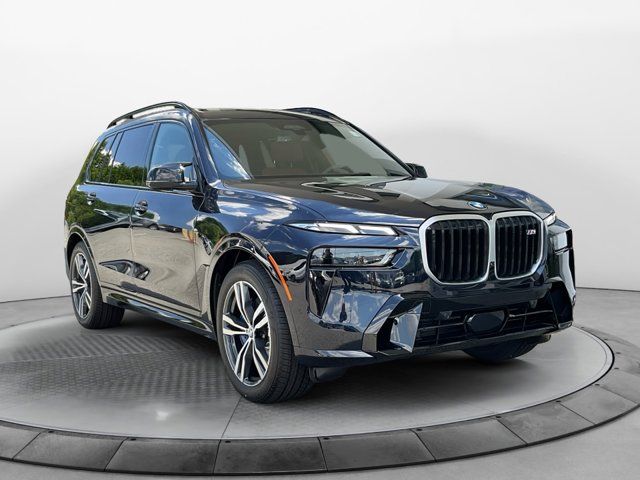 2025 BMW X7 M60i